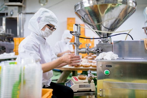 contract-manufacturing-services-110033